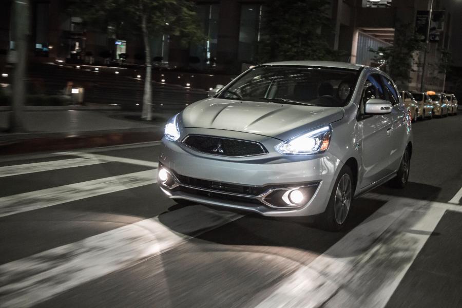  Mitsubishi Mirage GT 2016 года  (NA) (фото 18 из 29)